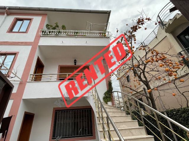 Apartament Dupleks per qira prane zones se Ali Demit ne Tirane